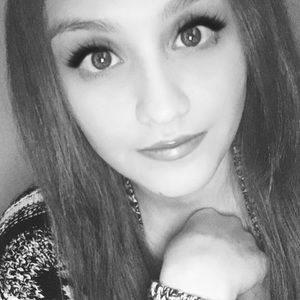 Meet your Posher, Hayley